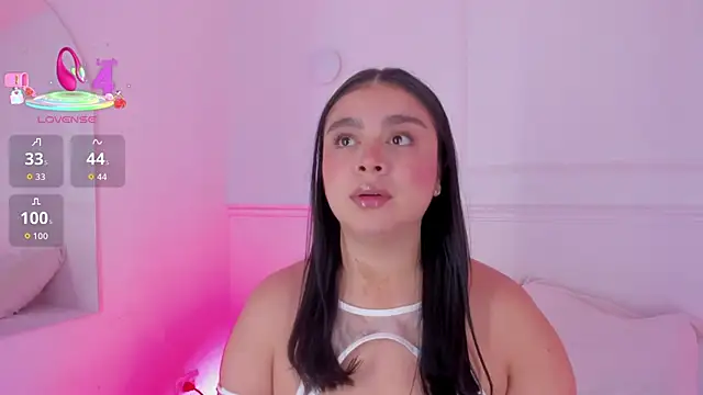 mary suarez online show from September 22, 2025, 2:50 am