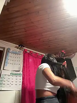 Snapshot of Anily_Lovely chatting on February 7, 2026, 11:57 pm Anily Lovely online show from February 7, 2026, 11:57 pm