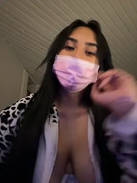 Anily Lovely online show from November 29, 2025, 2:01 am