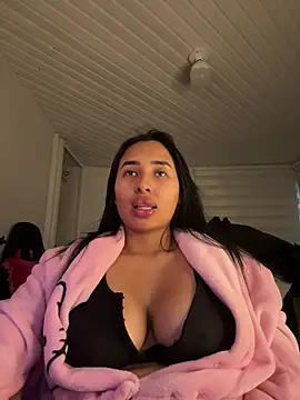 Snapshot of Anily_Lovely chatting on February 26, 2026, 11:05 pm Anily Lovely online show from February 26, 2026, 11:05 pm