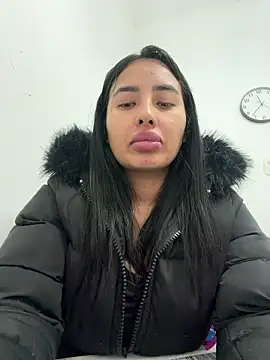 Snapshot of Anily_Lovely chatting on February 11, 2026, 4:40 pm Anily Lovely online show from February 11, 2026, 4:40 pm