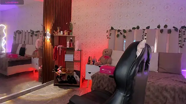 Daphnne tay online show from February 4, 2026, 3:34 am