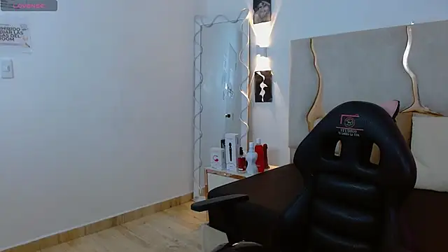 Daphnne tay online show from September 23, 2025, 3:46 am