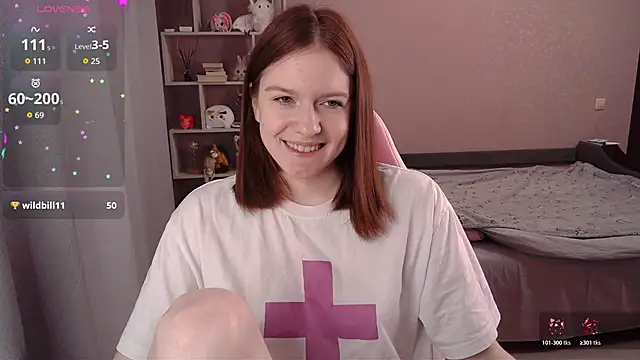 CassieJuice69 online show from April 12, 2026, 4:32 pm