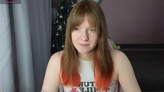 Snapshot of CassieJuice69 chatting on January 7, 2025, 6:56 pm CassieJuice69 online show from January 7, 2025, 6:56 pm