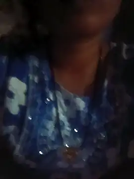 Cute-Simmi online show from September 25, 2025, 2:01 pm