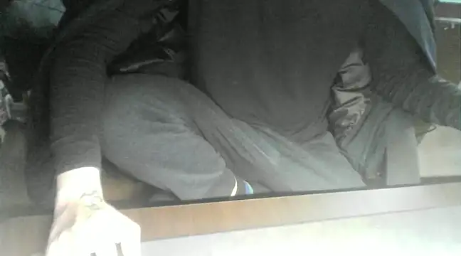 Snapshot of Ryan67533 chatting on January 5, 2025, 3:43 am Ryan67533 online show from January 5, 2025, 3:43 am