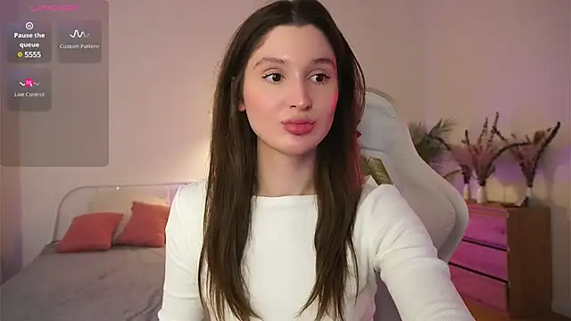 tender babyy online show from March 14, 2025, 9:35 am