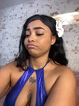 Snapshot of pamela_west chatting on September 30, 2025, 8:04 pm pamela west online show from September 30, 2025, 8:04 pm