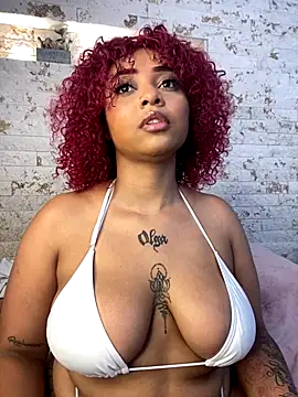 Snapshot of pamela_west chatting on November 1, 2025, 7:41 pm pamela west online show from November 1, 2025, 7:41 pm