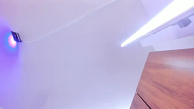 Amy Kiitty  online show from October 4, 2025, 1:12 pm