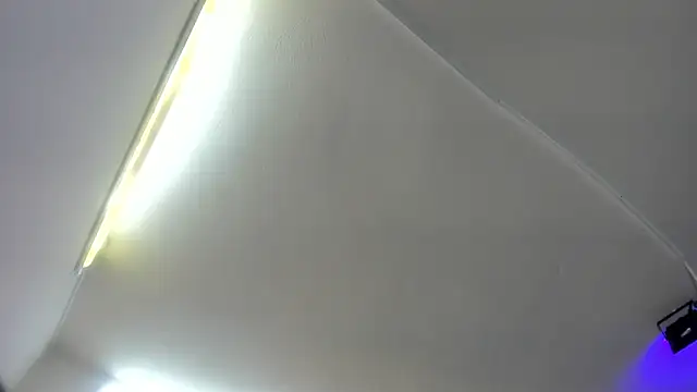 Amy Kiitty  online show from October 1, 2025, 12:42 pm