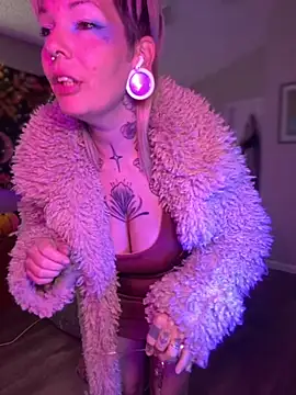 GoldieBakeman online show from October 31, 2025, 6:48 pm