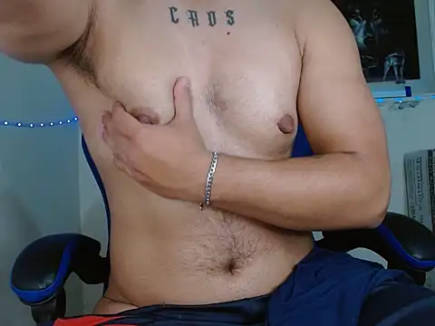 Snapshot of SexyBoy-Bigclit chatting on October 7, 2025, 9:16 pm SexyBoy-Bigclit online show from October 7, 2025, 9:16 pm