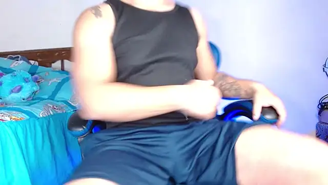 Snapshot of SexyBoy-Bigclit chatting on February 20, 2026, 5:37 pm SexyBoy-Bigclit online show from February 20, 2026, 5:37 pm