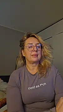 MariaRichi  online show from March 26, 2026, 7:23 pm