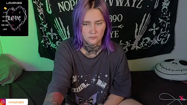 Emmybrightj  online show from September 24, 2025, 1:46 am