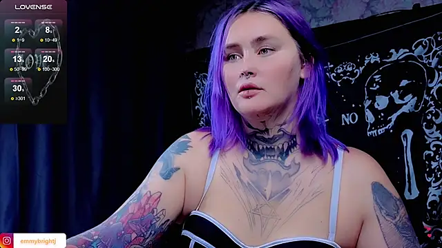 Emmybrightj  online show from September 19, 2025, 6:01 pm