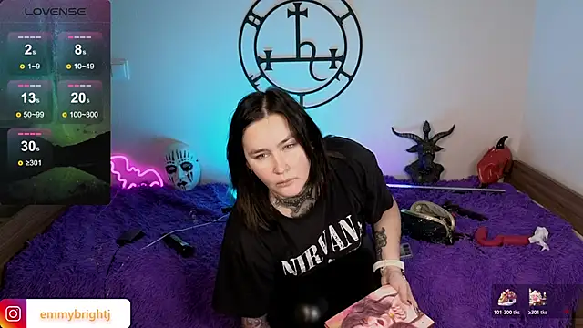 Emmybrightj  online show from December 3, 2025, 1:50 am