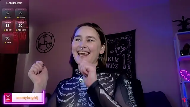 Emmybrightj  online show from March 22, 2025, 2:37 am