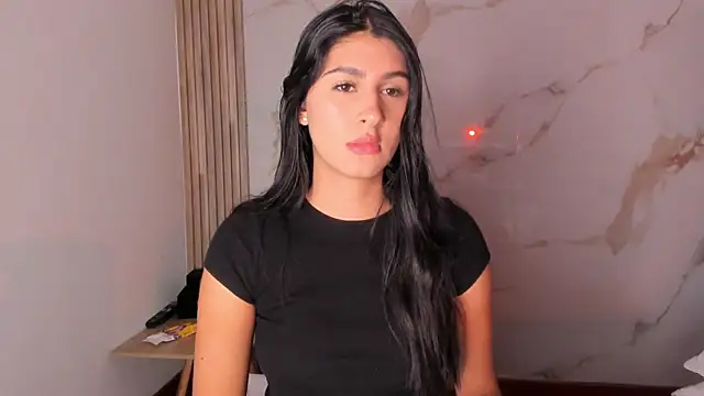 Ashley Evans18 online show from September 22, 2025, 1:50 pm