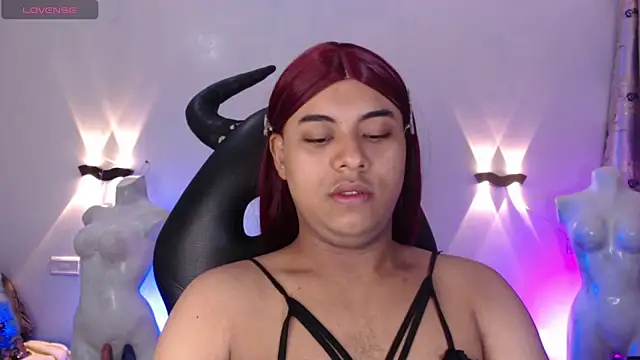 Snapshot of Emili_Roux chatting on February 21, 2026, 11:56 am Emili Roux online show from February 21, 2026, 11:56 am