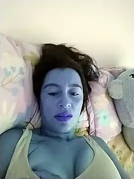 Snapshot of hailey85 chatting on February 27, 2025, 6:09 pm hailey85 online show from February 27, 2025, 6:09 pm