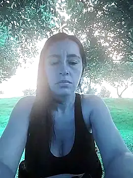 Snapshot of hailey85 chatting on March 5, 2025, 1:06 pm hailey85 online show from March 5, 2025, 1:06 pm