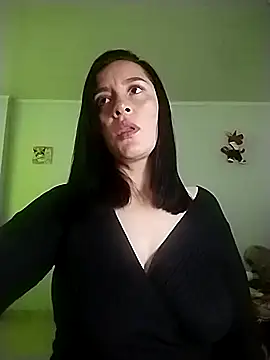 Snapshot of hailey85 chatting on November 16, 2025, 9:41 pm hailey85 online show from November 16, 2025, 9:41 pm