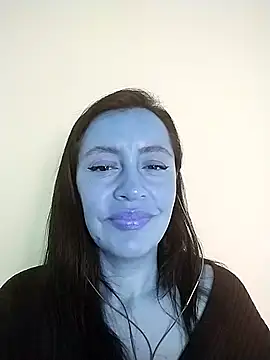 Snapshot of hailey85 chatting on March 22, 2025, 9:21 pm hailey85 online show from March 22, 2025, 9:21 pm