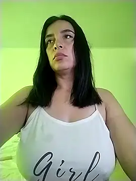 Snapshot of hailey85 chatting on February 6, 2026, 9:22 pm hailey85 online show from February 6, 2026, 9:22 pm