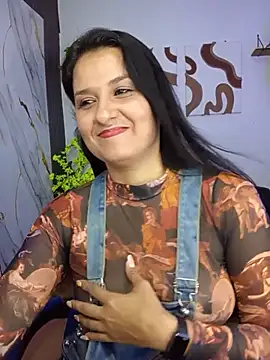 elena jonees online show from May 21, 2026, 8:28 pm