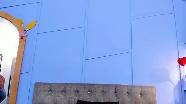 nathalie rossel online show from September 13, 2025, 6:19 pm