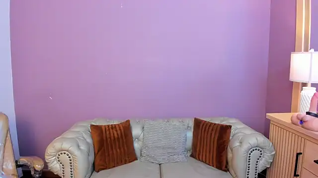 nathalie rossel online show from April 10, 2026, 1:07 pm