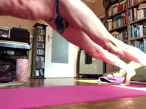 Snapshot of Bula94193 chatting on February 27, 2026, 11:21 am Bula94193 online show from February 27, 2026, 11:21 am