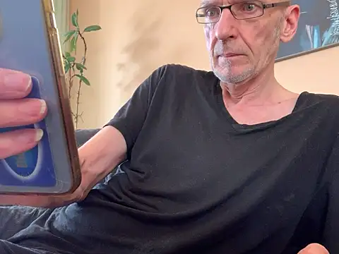 Snapshot of Bula94193 chatting on February 25, 2026, 12:05 pm Bula94193 online show from February 25, 2026, 12:05 pm