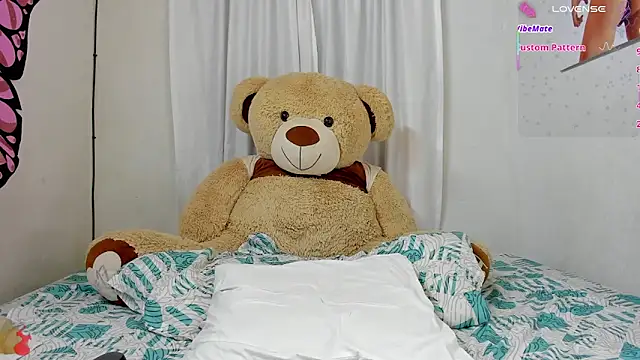 Snapshot of sweet_amalia4 chatting on September 16, 2025, 8:43 pm sweet amalia4 online show from September 16, 2025, 8:43 pm