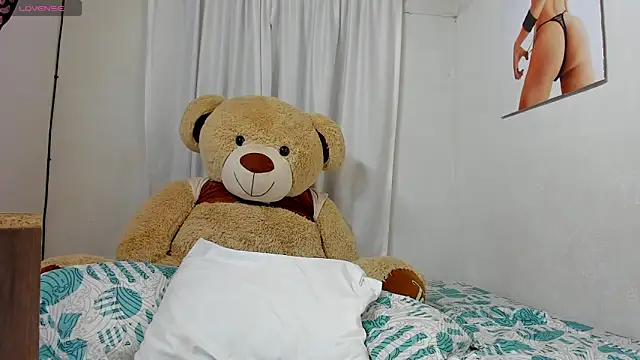 Snapshot of sweet_amalia4 chatting on September 16, 2025, 2:34 am sweet amalia4 online show from September 16, 2025, 2:34 am