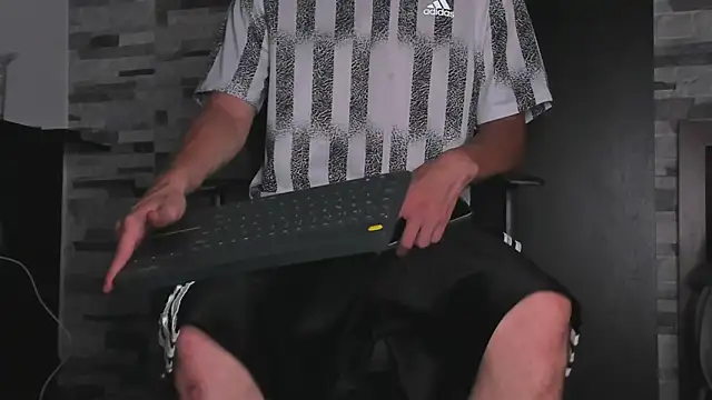 Dimitri higth420 online show from October 15, 2025, 3:31 pm