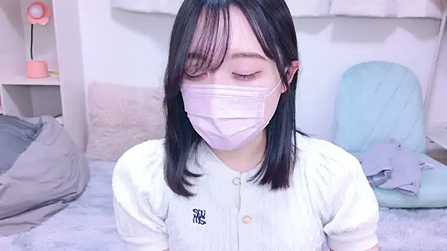 Yurie  online show from February 9, 2025, 6:22 am