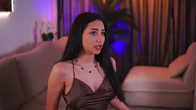 Snapshot of GinaValentinna chatting on March 8, 2025, 8:14 pm GinaValentinna online show from March 8, 2025, 8:14 pm