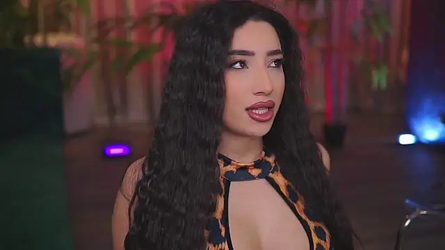 Snapshot of GinaValentinna chatting on January 5, 2026, 7:50 pm GinaValentinna online show from January 5, 2026, 7:50 pm