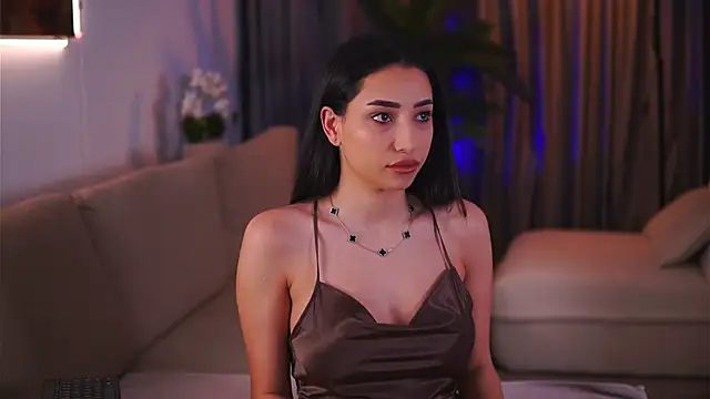 Snapshot of GinaValentinna chatting on March 13, 2025, 8:11 pm GinaValentinna online show from March 13, 2025, 8:11 pm