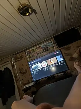 luv2cum7491 online show from May 13, 2026, 6:09 am