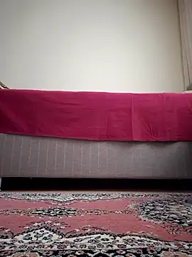 nyraminyon online show from October 16, 2025, 8:55 am