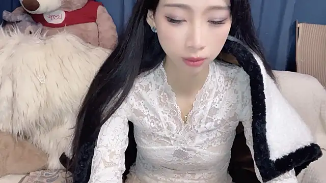 Lili-2 online show from January 19, 2026, 3:05 pm