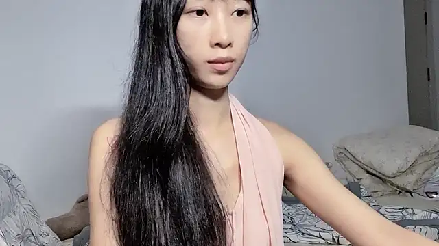 Snapshot of Lili-2 chatting on July 18, 2026, 1:41 pm Lili-2 online show from July 18, 2026, 1:41 pm