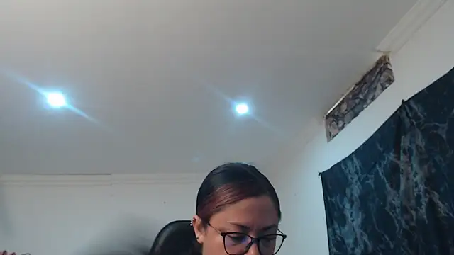 Madame Shein  online show from March 31, 2026, 8:44 pm