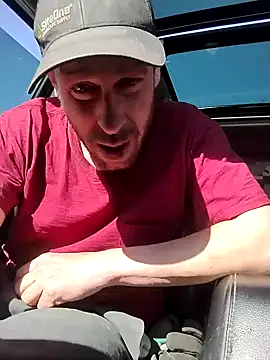 Snapshot of axelongshaft69 chatting on February 21, 2026, 5:37 pm axelongshaft69 online show from February 21, 2026, 5:37 pm