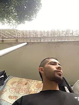 Jestebanano online show from February 19, 2026, 9:01 pm